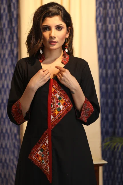 A-LINE BLACK HANDLOOM COTTON KURTI WITH HANDMADE KUTCH MIRROR WORK AND AJRAKH