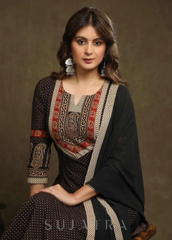 BLACK COTTON AJRAKH COMBINATION KURTI PANT SET